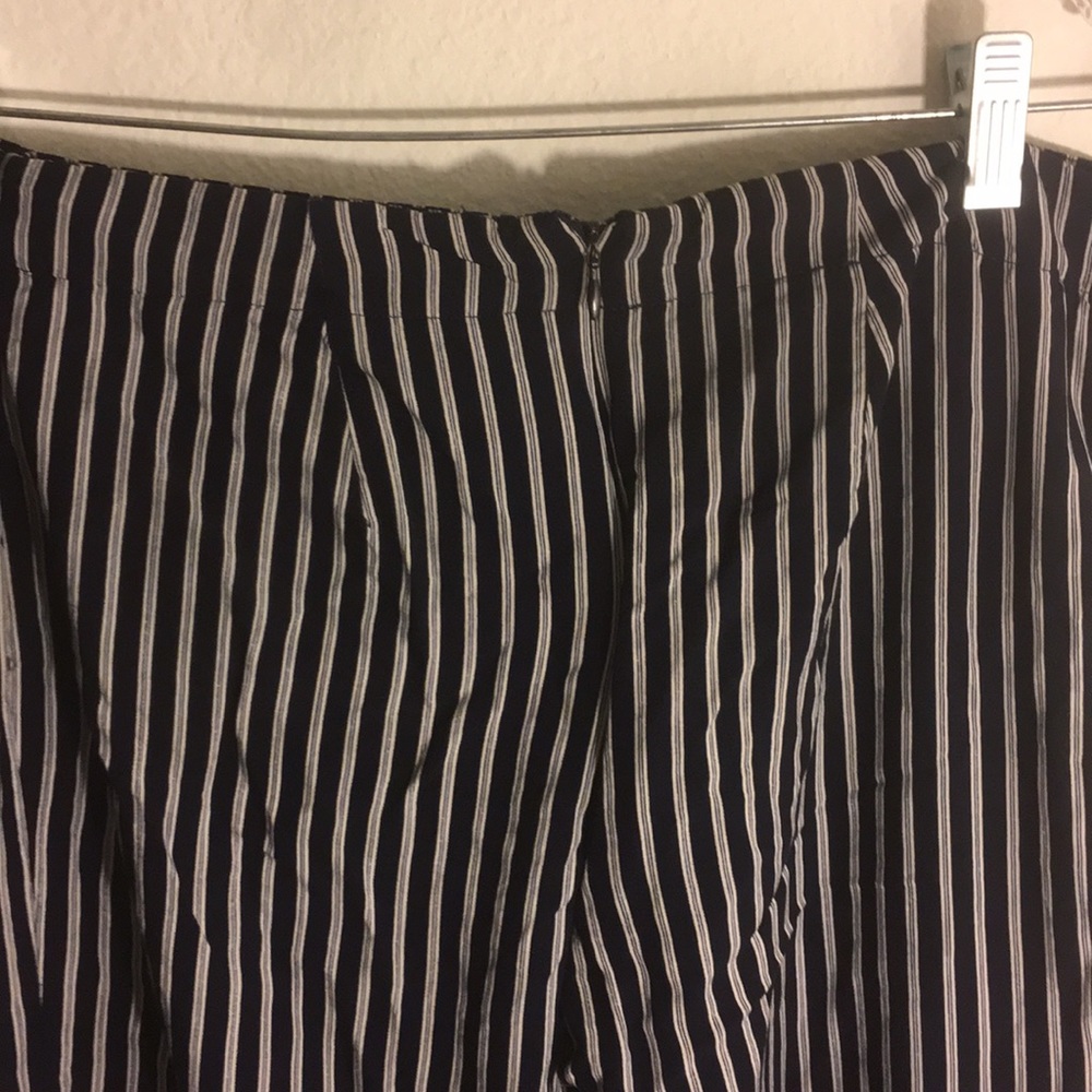 Pants - Picture 4 of 4
